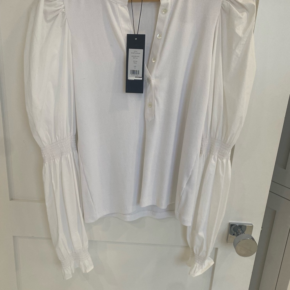 Veronica Beard effy top White Blouse with Button Details